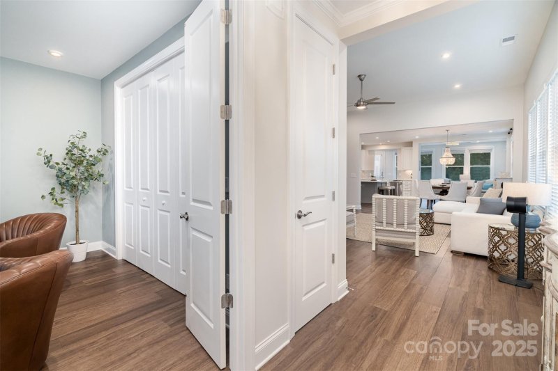 Property image 3 at 10421 Superb Lane, Charlotte, NC 28215