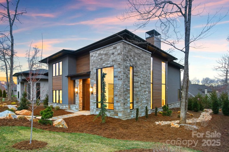 76 Running Creek Trail