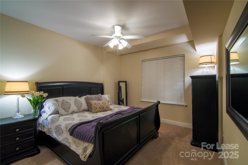 Property image 3 at 300 W 5th Street, Charlotte, NC 28202