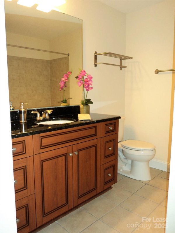 Property image 5 at 300 W 5th Street, Charlotte, NC 28202