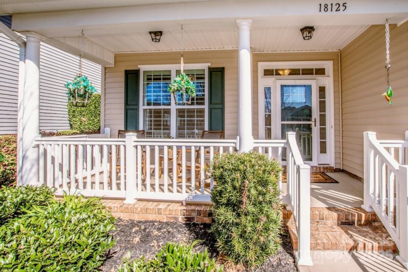 Property image 2 at 18125 Ebenezer Drive, Cornelius, NC 28031