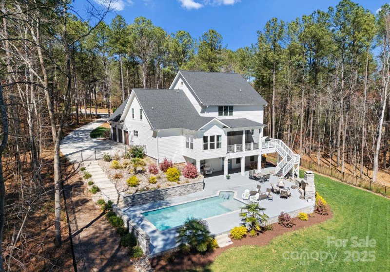 Property image 2 at 7322 Bay Ridge Drive, Denver, NC 28037