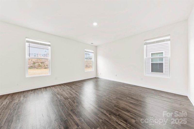 Property image 4 at 5108 Puclerton Drive, Charlotte, NC 28215