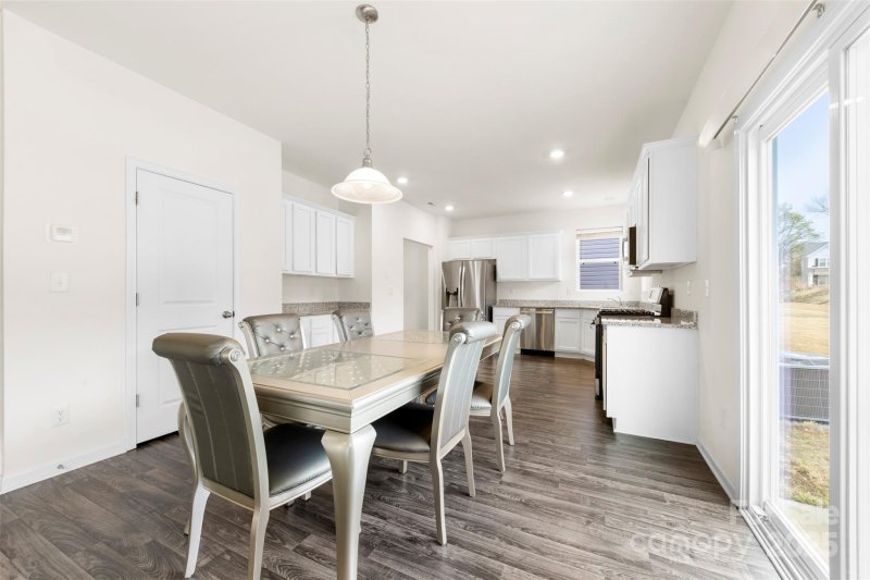 Property image 5 at 5108 Puclerton Drive, Charlotte, NC 28215