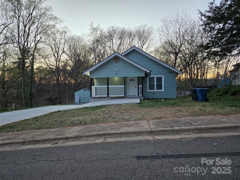 Property image 2 at 84 13th Street, Hickory, NC 28601
