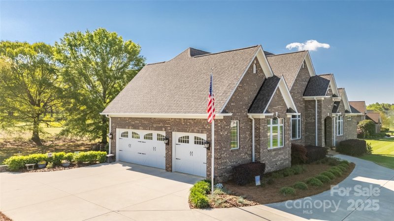 Property image 2 at 341 Canvasback Road, Mooresville, NC 28117