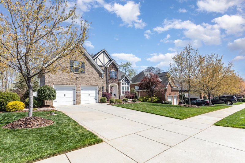 Property image 2 at 717 Barossa Valley Drive, Concord, NC 28027