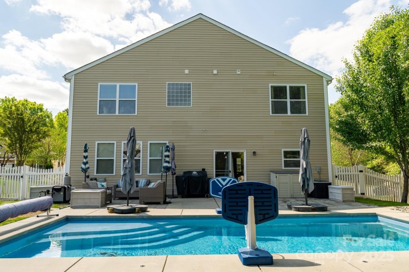 Property image 2 at 320 Allspice Road, Fort Mill, SC 29708