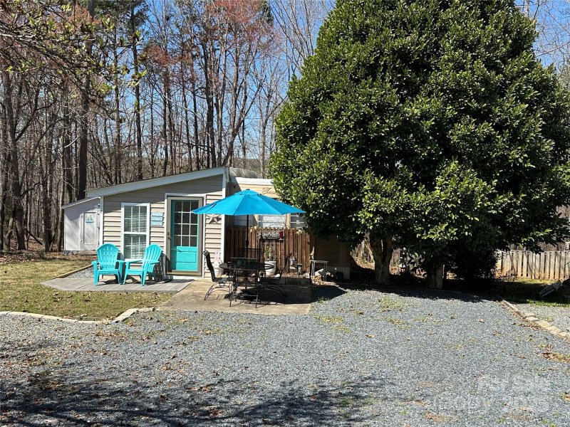 Property image 3 at 112 Walnut Circle, New London, NC 28127