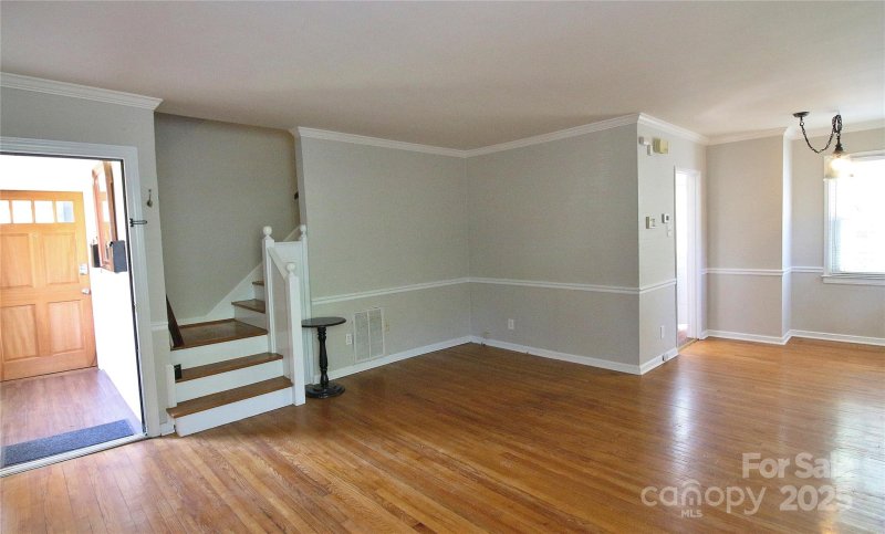 Property image 3 at 3238 Pinehurst Place, Charlotte, NC 28209