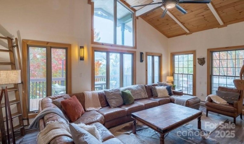 Property image 4 at 103 Golf Lane, Beech Mountain, NC 28604