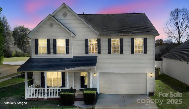 Holly Park, Indian Trail Community