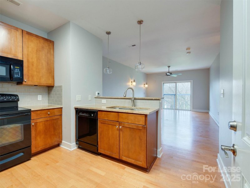 Property image 4 at 630 Calvert Street, Charlotte, NC 28208