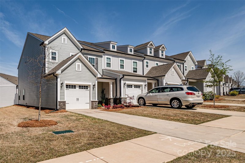 Property image 3 at 11120 Pagebrook Lane, Charlotte, NC 28214