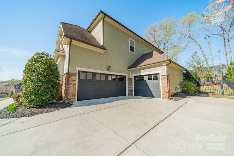 Property image 3 at 931 Castlewatch Drive, Fort Mill, SC 29708