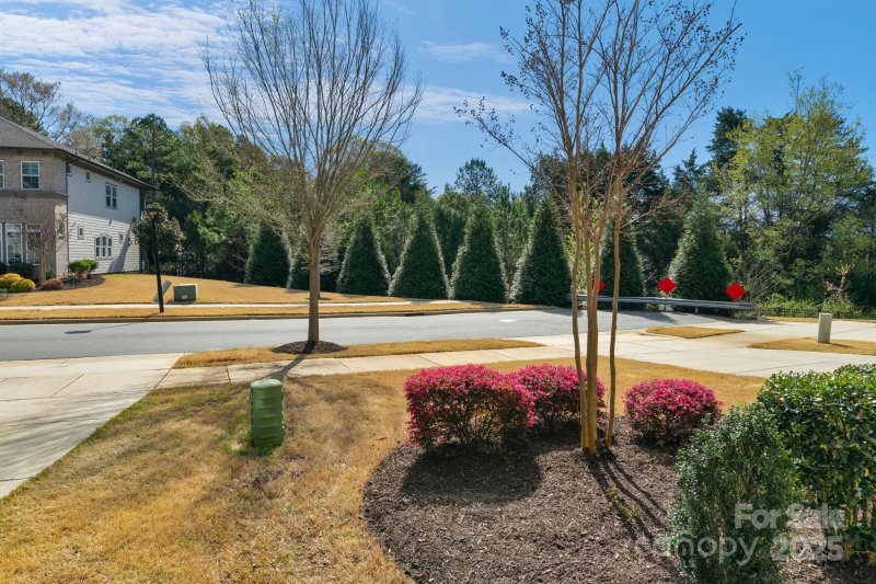 Property image 4 at 7940 Waverly Walk Avenue, Charlotte, NC 28277