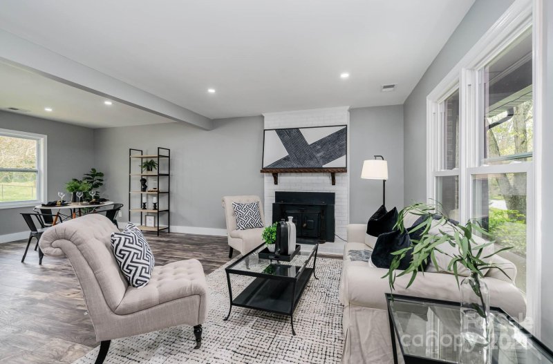 Property image 2 at 9229 Shackleford Terrace, Charlotte, NC 28227