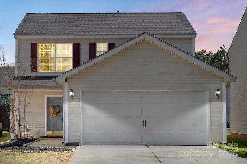 Property image 2 at 1540 Curlew Court, Rock Hill, SC 29732