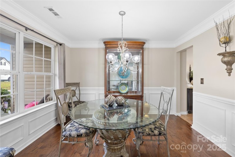 Property image 5 of 112 Saye Place in Curtis Pond, Mooresville, NC 28115