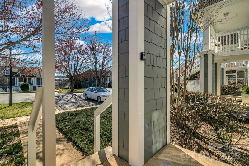 Property image 3 at 2805 Sagamore Lane, Asheville, NC 28806