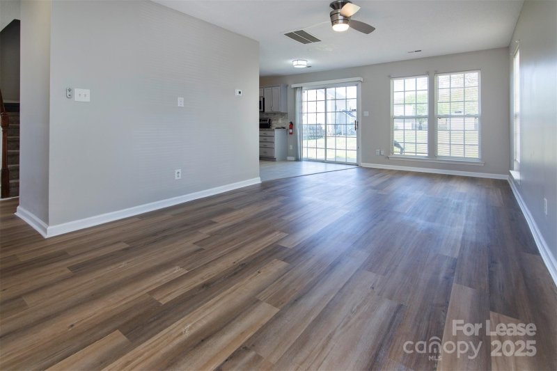 Property image 4 at 9811 Sweet Plum Drive, Charlotte, NC 28215