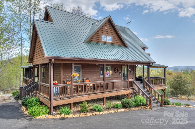 Property image 3 at 5063 Bear Run, Lenoir, NC 28645