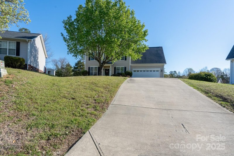 Property image 4 at 1015 Castle Rock Court, Concord, NC 28025