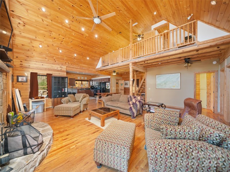 Property image 2 of 91 Golden Trout Drive in Mountain Brook Estates, Spruce Pine, NC 28777