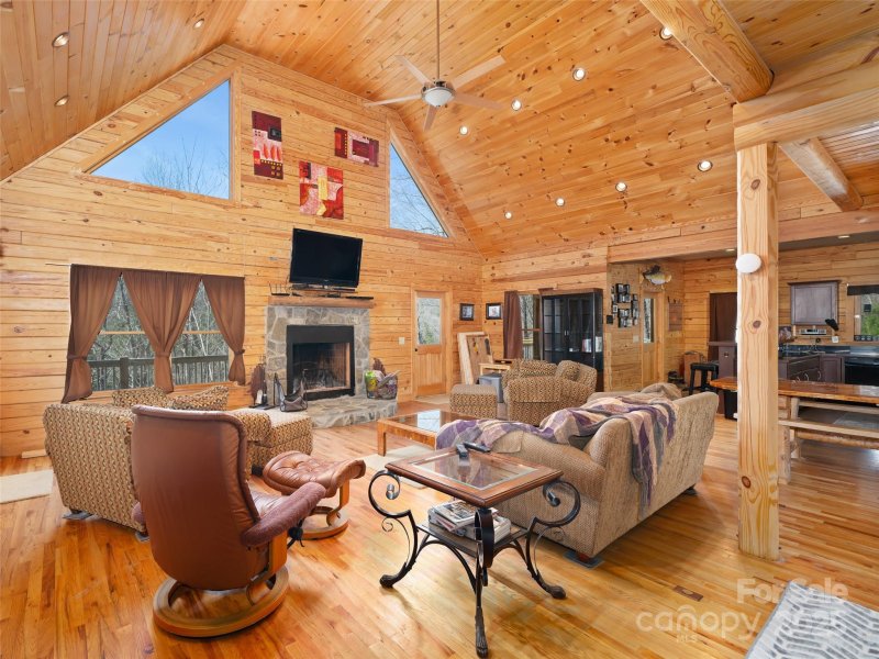 Property image 4 of 91 Golden Trout Drive in Mountain Brook Estates, Spruce Pine, NC 28777