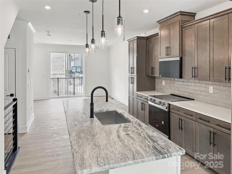 Property image 4 at 3626 S Tryon Street, Charlotte, NC 28217