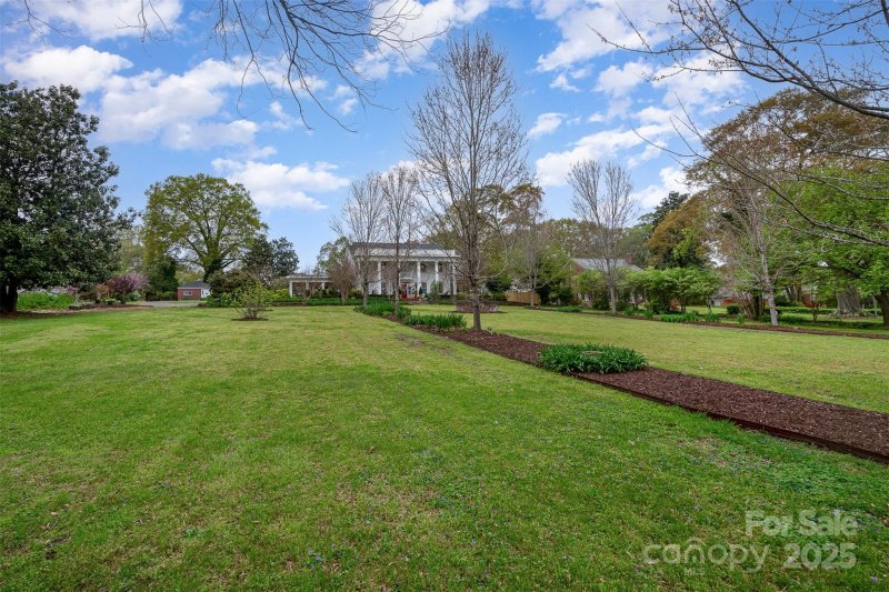 Property image 2 at 1313 S York Road, Gastonia, NC 28052