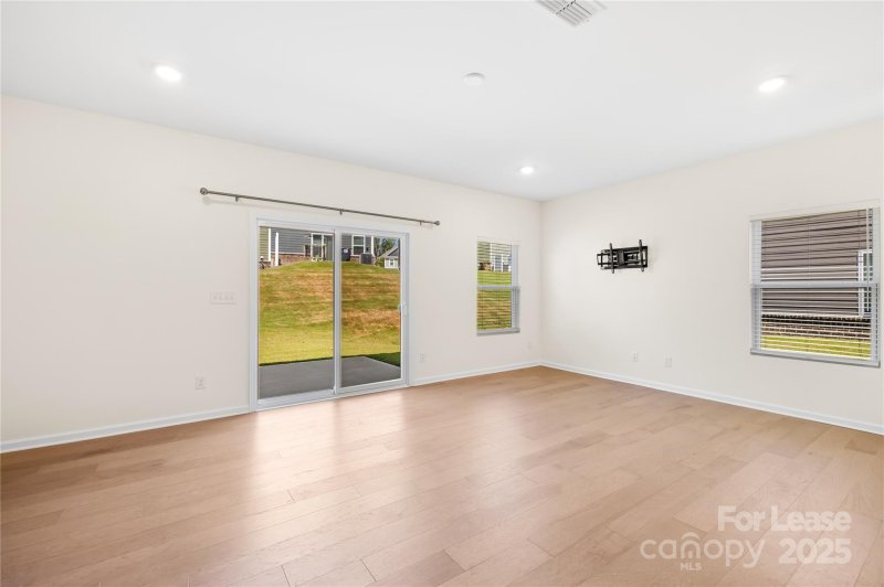 Property image 4 at 239 Harpers Run Lane, Matthews, NC 28104