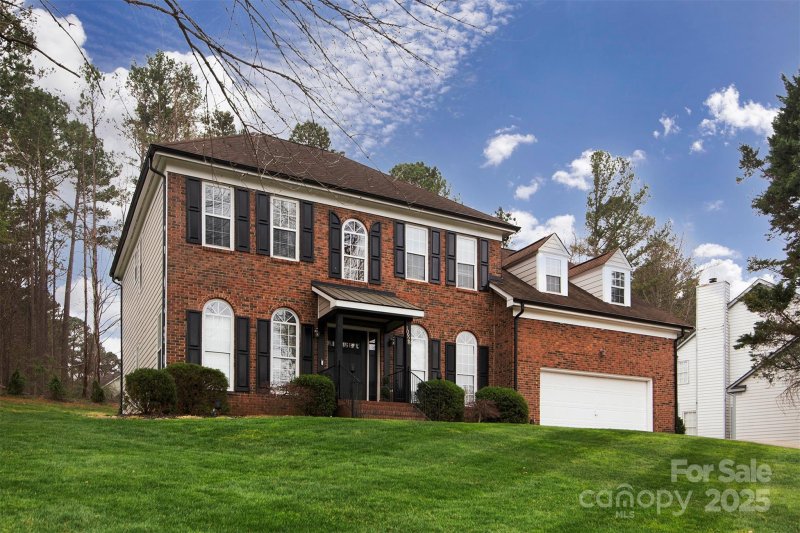 Property image 2 at 10928 Jardin Way, Charlotte, NC 28215