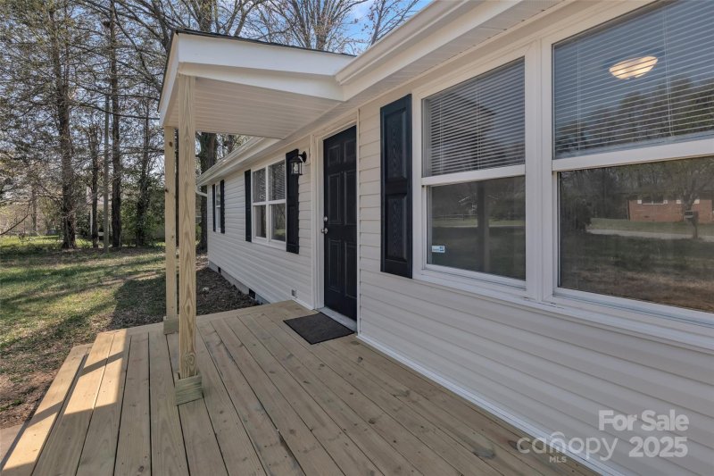 Property image 2 at 1034 Marietta Street, Charlotte, NC 28214