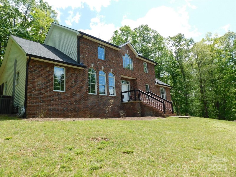 Property image 2 of 1064 Skye Drive in Glen Cannon, Pisgah Forest, NC 28768