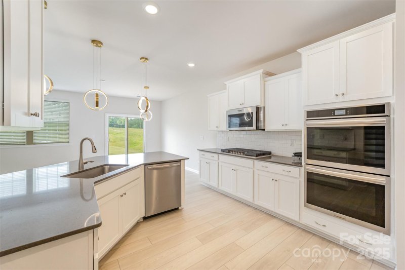 Shannon Woods, Maiden Community