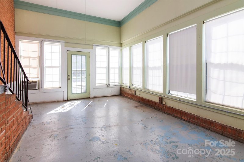 Property image 4 at 7210 Lakeside Drive, Charlotte, NC 28215