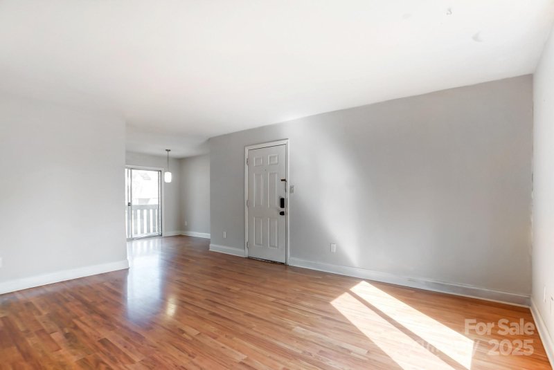 Property image 4 at 1915 Countrymens Court, Charlotte, NC 28210