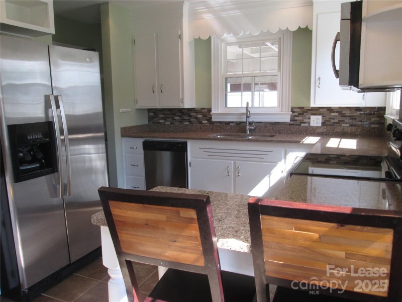 Property image 2 at 515 Mountain View Street, Lenoir, NC 28645