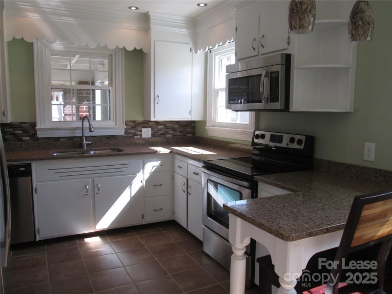 Property image 3 at 515 Mountain View Street, Lenoir, NC 28645