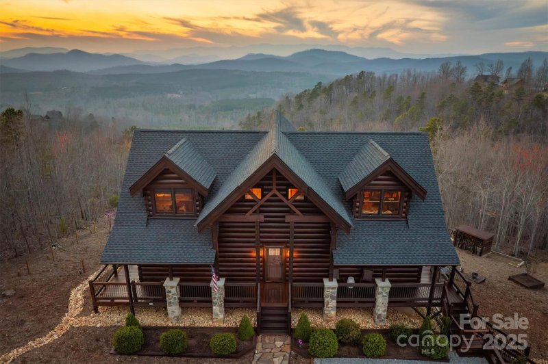 Property image 2 at 102 Peaks View Trail, Nebo, NC 28761
