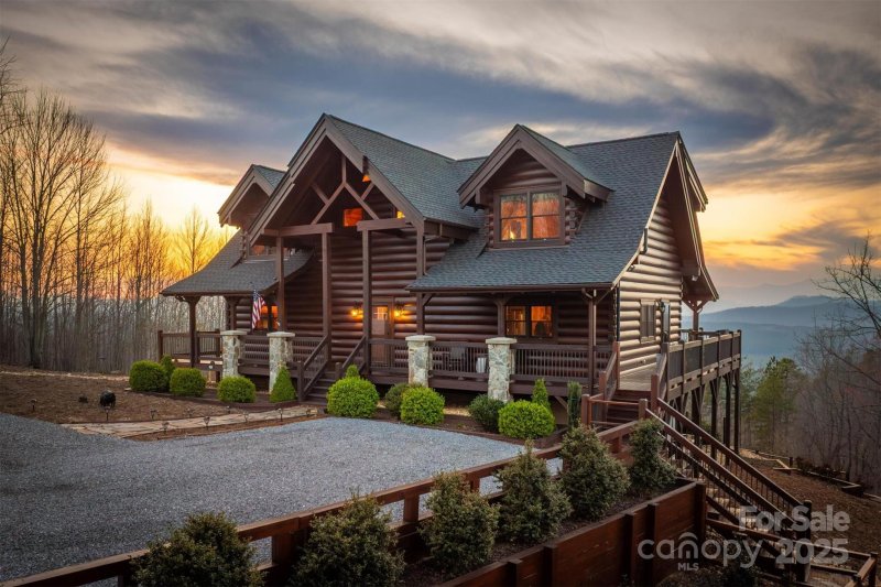 Property image 3 at 102 Peaks View Trail, Nebo, NC 28761