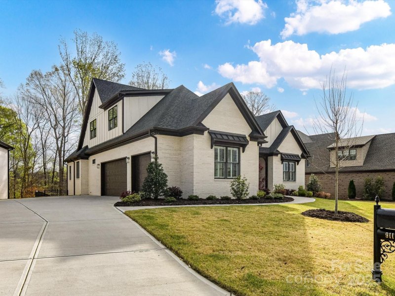 Property image 4 at 911 Abilene Lane, Fort Mill, SC 29715