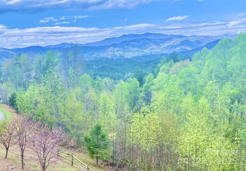 Property image 2 at 1110 Waterfall Lane, Lenoir, NC 28645