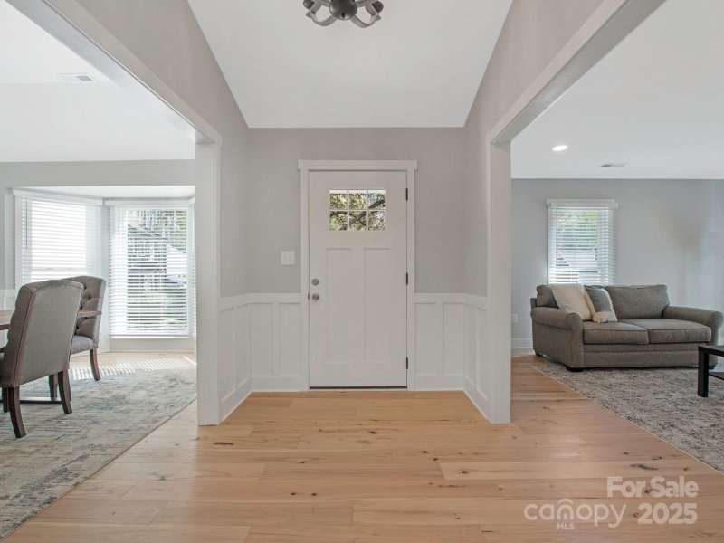 Property image 3 at 9304 Elverson Drive, Charlotte, NC 28277