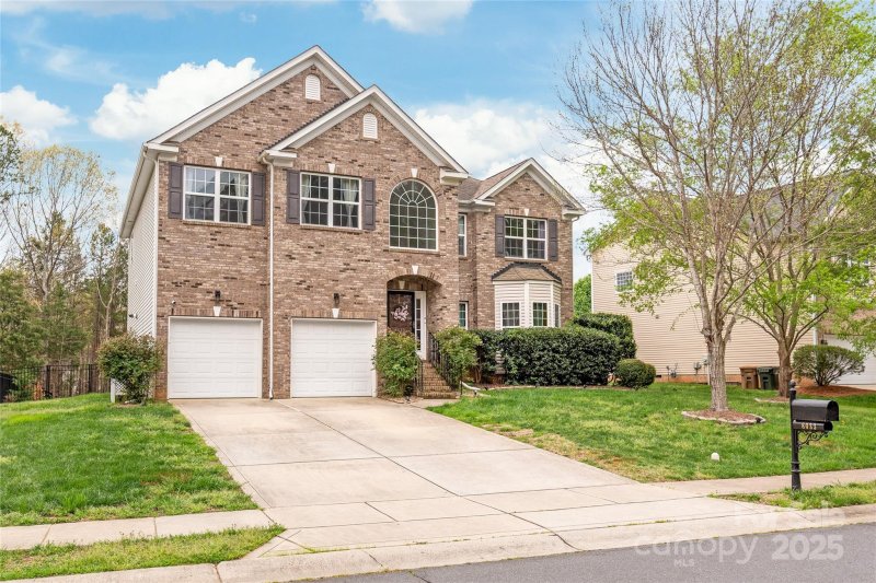 Property image 2 at 8033 Penman Springs Drive, Waxhaw, NC 28173