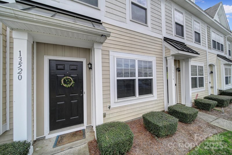 Property image 2 at 13520 Calloway Glen Drive, Charlotte, NC 28273