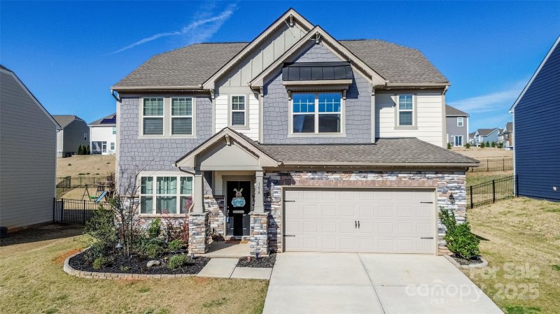 Property image 2 at 154 Rooster Tail Lane, Troutman, NC 28166