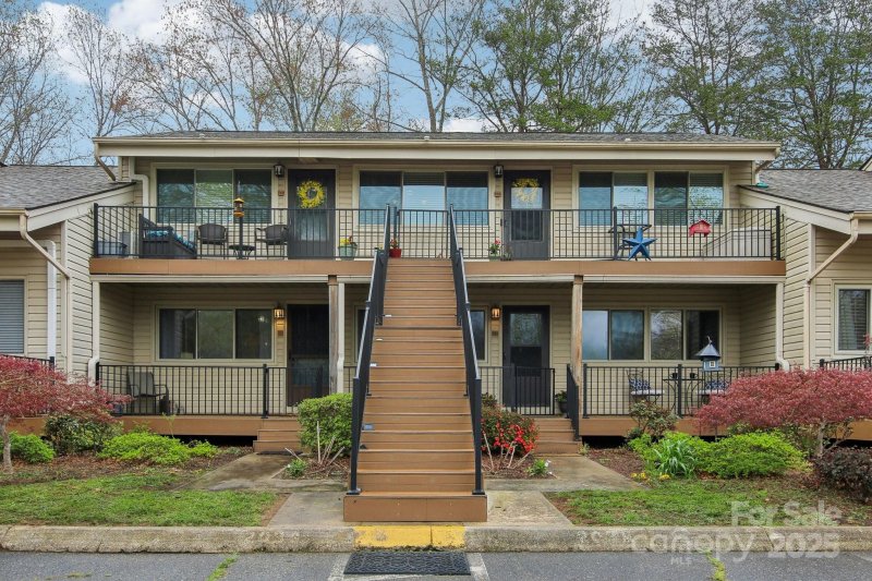 Property image 4 at 118 West Lake Drive, Lake Lure, NC 28746