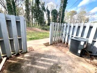 Property image 4 at 6120 Heath Ridge Court, Charlotte, NC 28210